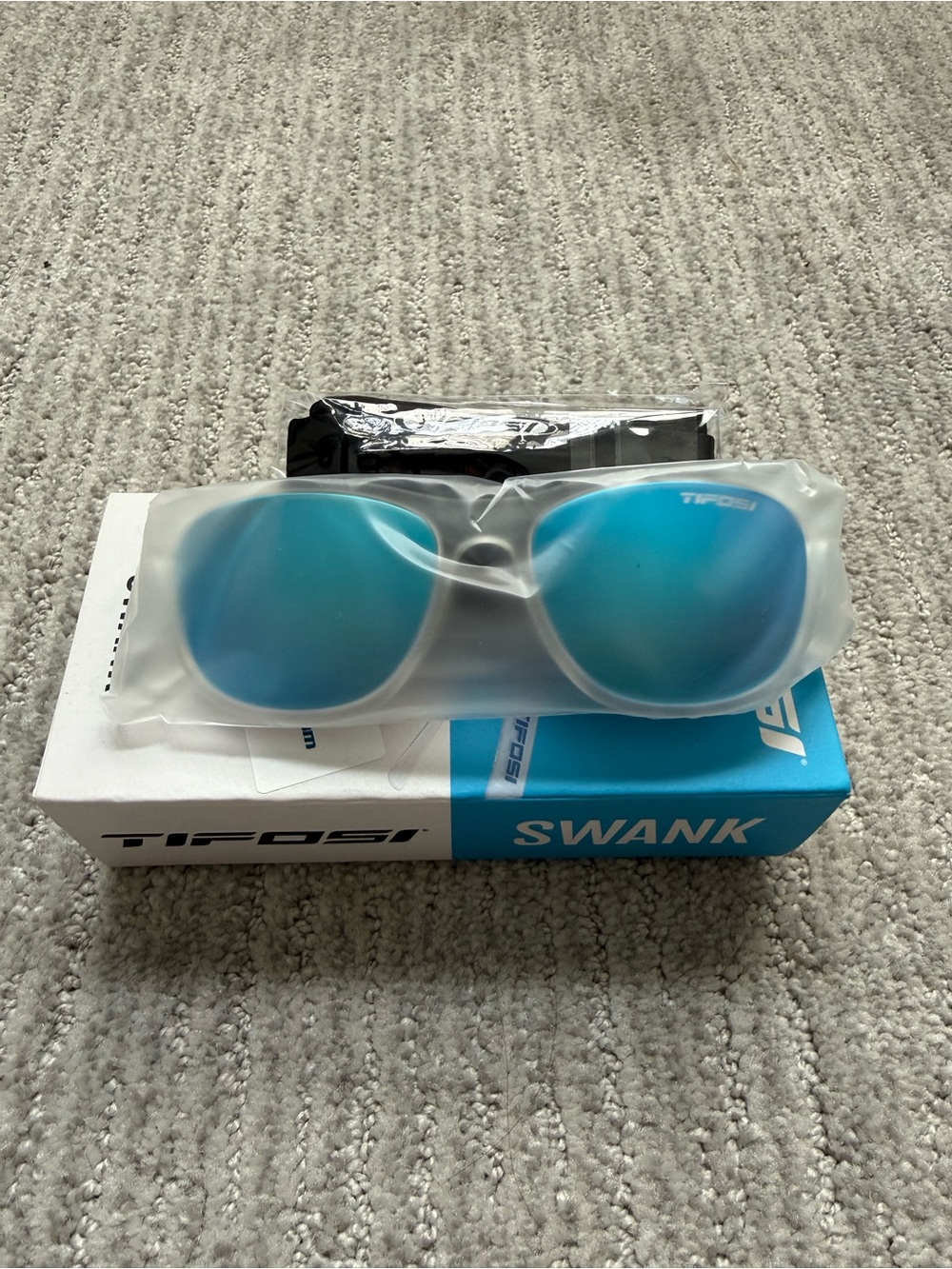 Tifosi Swank Sunglasses - Blue Mirror Lenses